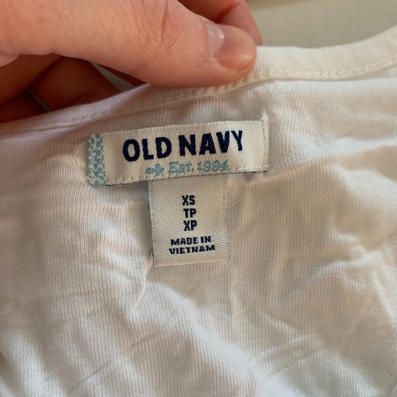 Old Navy Embroidered Tank Top - Picture 4 of 5